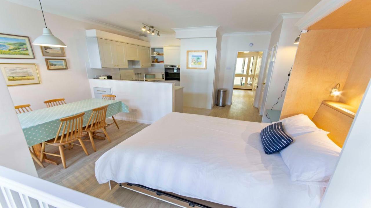 Clifton Court Apt 16 With Indoor Heated Pool & Sea Views Кройд Екстериор снимка